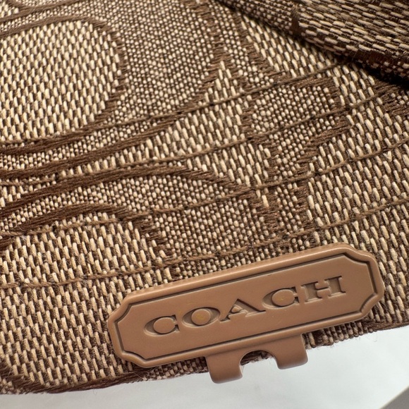 Coach Hat - Picture 7 of 9